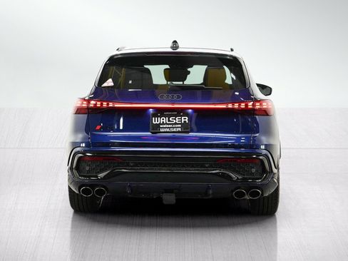 Used 2025 Audi SQ5 Premium Plus AWD/4WD image 4