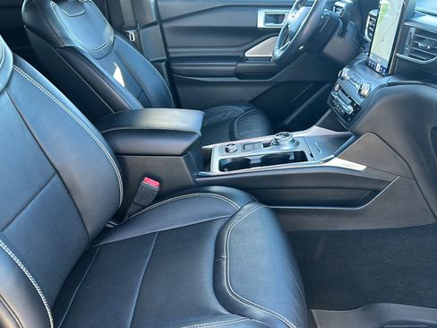 Used 2020 Ford Explorer ST w/ Premium Technology Package image 24