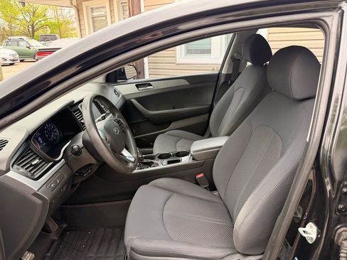 Used 2019 Hyundai Sonata SE image 17