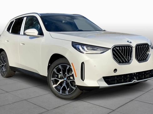 New 2026 BMW X3 xDrive30 w/ Premium Package image 2