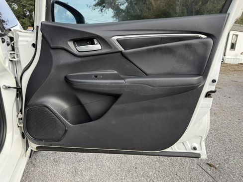 Used 2017 Honda Fit EX-L image 25