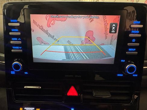 Used 2020 Hyundai Ioniq SEL FWD image 27