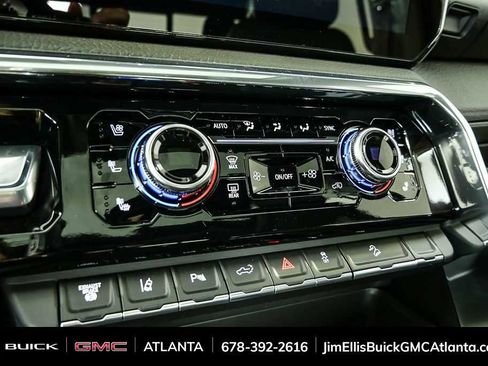 New 2026 GMC Sierra 2500 Denali w/ Denali Reserve Package image 17