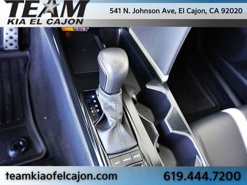 Used 2025 Toyota Camry SE w/ Convenience Package FWD image 30
