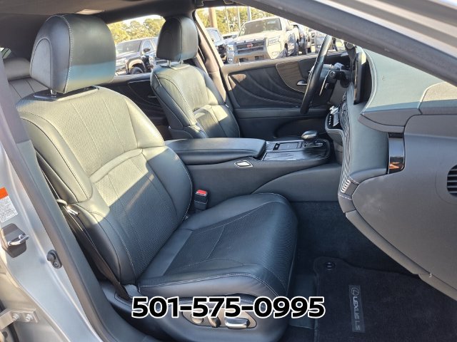 Used 2021 Lexus LS 500 w/ Accessory Package (Z2) RWD image 19