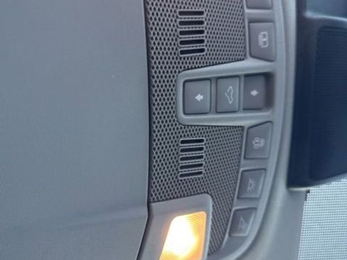 Used 2018 Ford F150 Lariat w/ Equipment Group 502A Luxury AWD/4WD image 29