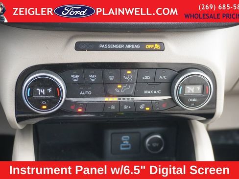 Used 2021 Ford Escape SEL image 18