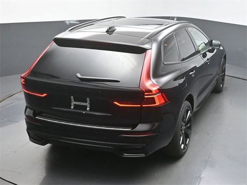 New 2026 Volvo XC60 B5 Ultra w/ Protection Package Premier image 47