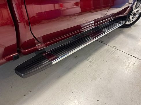 Used 2019 Chevrolet Silverado 1500 LTZ AWD/4WD image 21