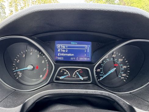 Used 2013 Ford Focus SE FWD image 19
