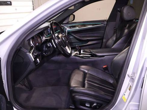 Used 2017 BMW 530i RWD image 29