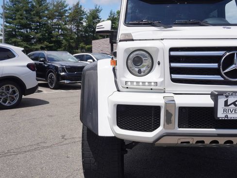 Used 2018 Mercedes-Benz G 550 Squared image 14