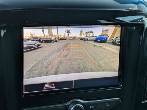 Used 2020 Chevrolet Traverse LS image 19