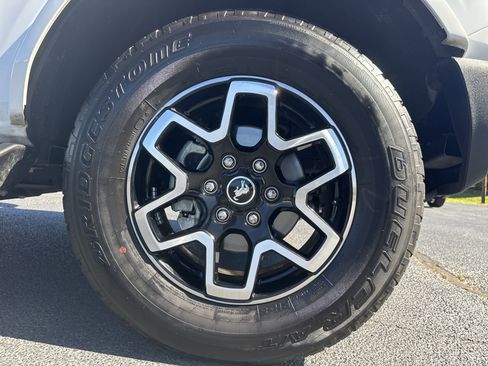 Certified 2025 Ford Bronco Outer Banks AWD/4WD image 15