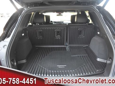 Used 2025 Cadillac XT5 Luxury w/ LPO, Floor Liner Package FWD image 11