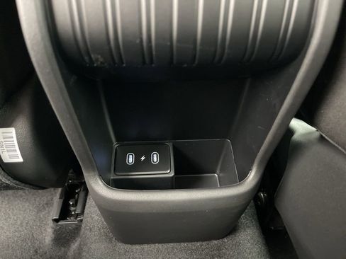 New 2026 Hyundai Kona SE image 13