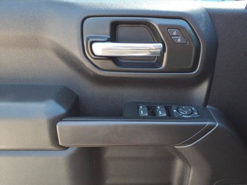 Used 2024 Chevrolet Silverado 1500 Custom Trail Boss AWD/4WD image 19