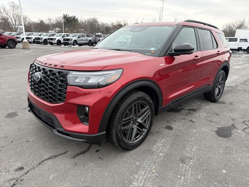 New 2026 Ford Explorer ST-Line w/ ST-Line Street Pack image 8
