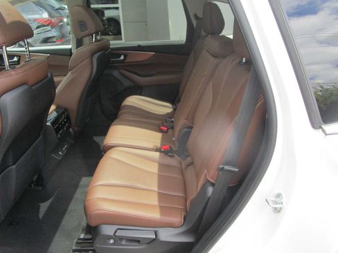 Certified 2024 Acura MDX SH-AWD w/ Technology Package image 9
