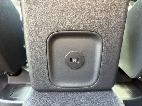 Used 2026 Ford Escape Platinum w/ Premium Technology Package AWD/4WD image 17