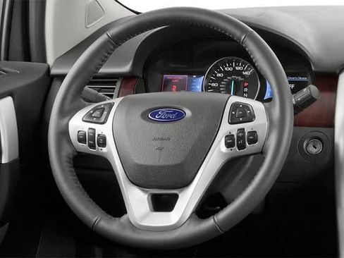 Used 2013 Ford Edge SEL image 8