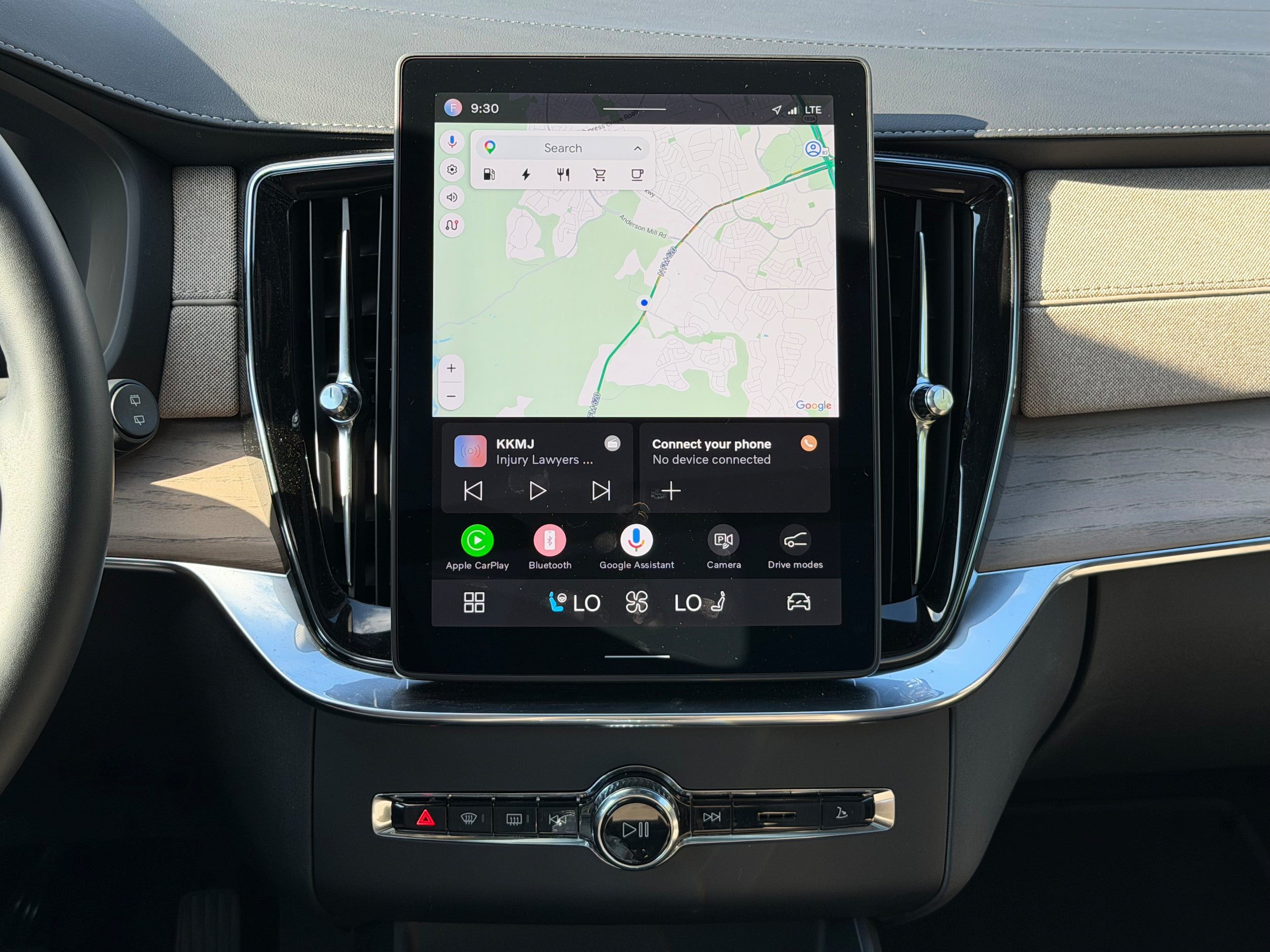 Certified 2025 Volvo XC90 T8 Ultra AWD/4WD image 15