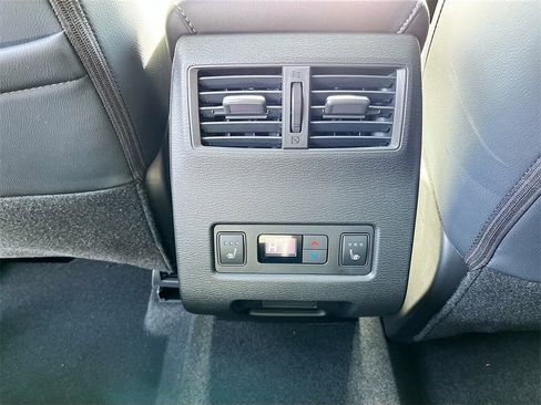 New 2026 Mitsubishi Outlander SEL image 26