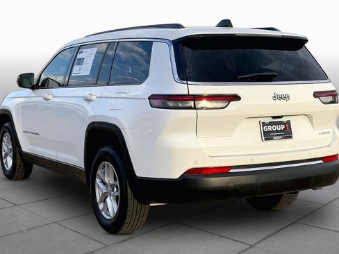 Used 2025 Jeep Grand Cherokee L Laredo RWD image 12