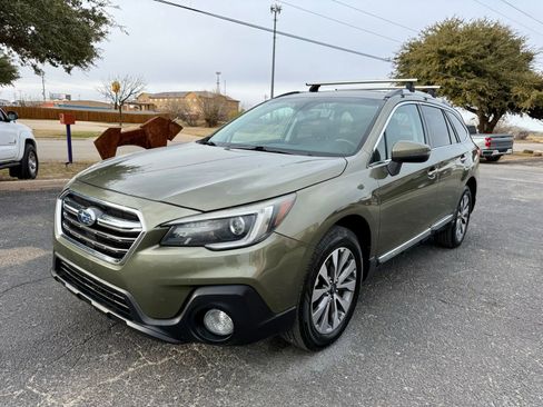 Used 2019 Subaru Outback 3.6R Touring w/ Popular Package #3A image 7
