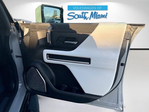 Used 2024 GMC Hummer EV 3X image 34