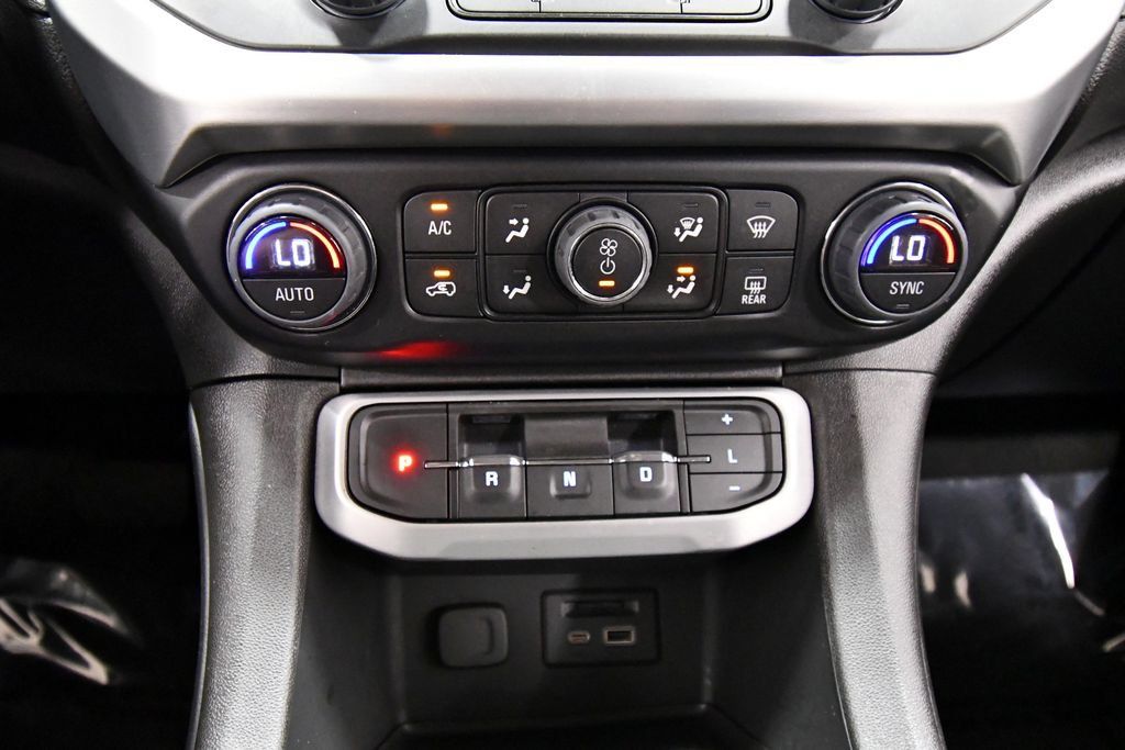 Used 2023 GMC Acadia SLT AWD/4WD image 25