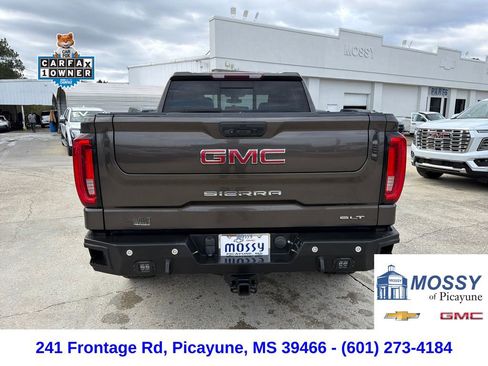 Used 2020 GMC Sierra 1500 SLT w/ SLT Premium Plus Package image 4