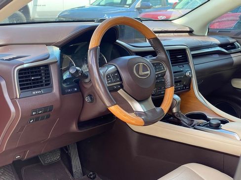 Used 2017 Lexus RX 350 FWD w/ Premium Package image 9
