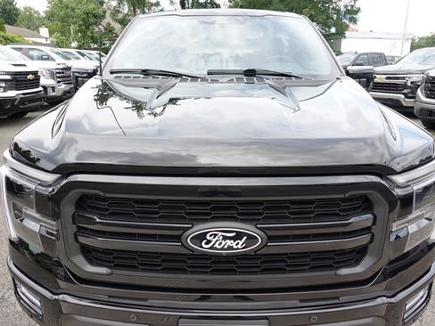 Used 2024 Ford F150 Lariat AWD/4WD image 7