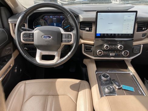 Certified 2022 Ford Expedition Max Limited image 10