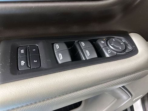 Used 2021 GMC Yukon SLT w/ SLT Luxury Plus Package AWD/4WD image 24