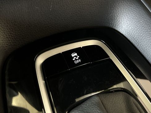 Used 2024 Toyota Corolla LE FWD image 37