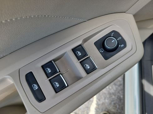 Used 2021 Volkswagen Atlas SEL Premium AWD/4WD image 17