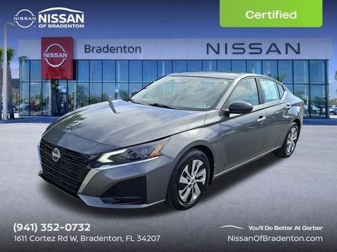 Certified 2025 Nissan Altima 2.5 S FWD image 1