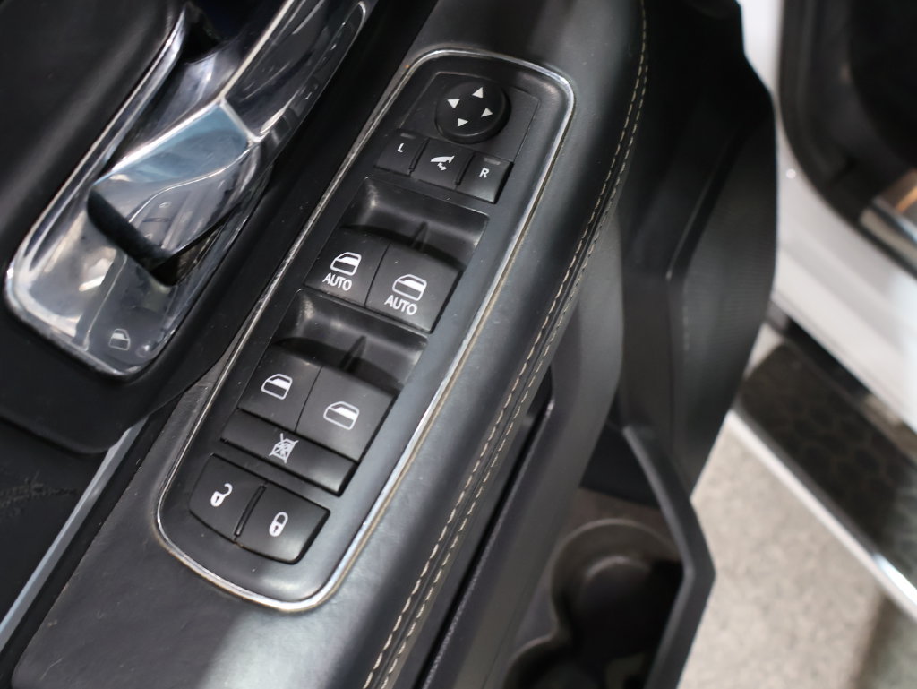 Used 2016 RAM 1500 Limited AWD/4WD image 14