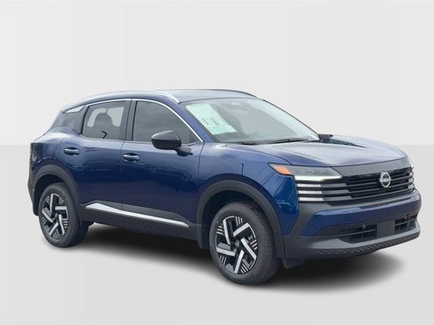 New 2026 Nissan Kicks SV image 9