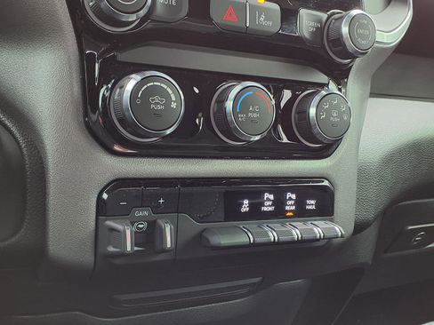 Used 2025 RAM 1500 Big Horn image 6