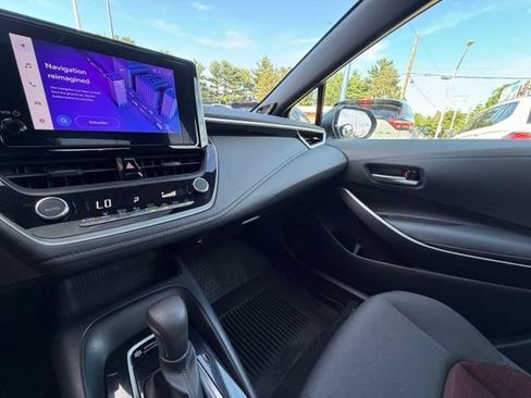 Used 2023 Toyota Corolla SE w/ SE Premium Package FWD image 25