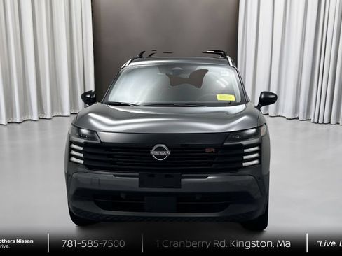 New 2026 Nissan Kicks SR w/ SR Premium Package AWD/4WD image 2