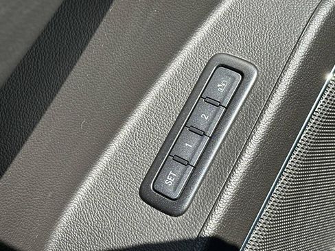 Used 2017 Chevrolet Tahoe LT AWD/4WD image 27