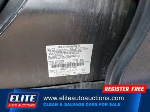 Used 2017 Ford Taurus SEL w/ Equipment Group 201A FWD image 23