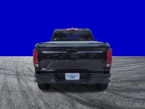 Used 2024 Chevrolet Colorado Trail Boss AWD/4WD image 5