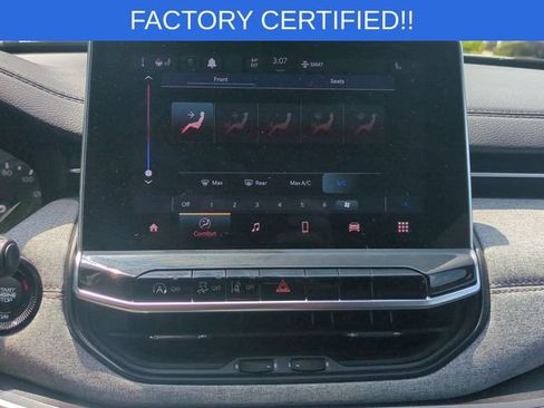 Used 2023 Jeep Compass Latitude w/ Sun and Sound Group AWD/4WD image 26