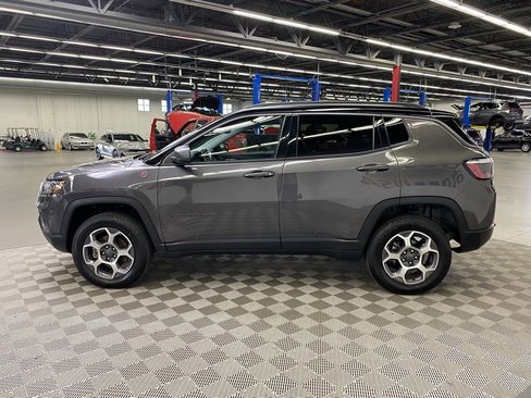 Used 2022 Jeep Compass Trailhawk w/ Trailhawk Convenience Group image 5