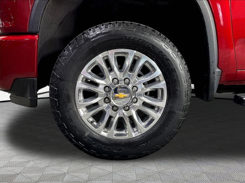 Used 2022 Chevrolet Silverado 3500 High Country w/ Z71 Off-Road Package AWD/4WD image 34